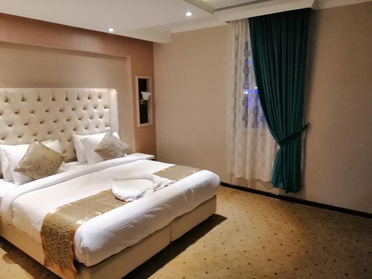 اصاله الشروق للأجنحه الفندقيه Al-Khubar Exteriér fotografie